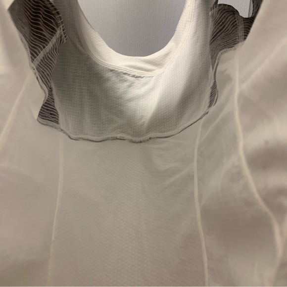 LULULEMON Grey and White Tank top with blue tie string bottom - Picture 7 of 8